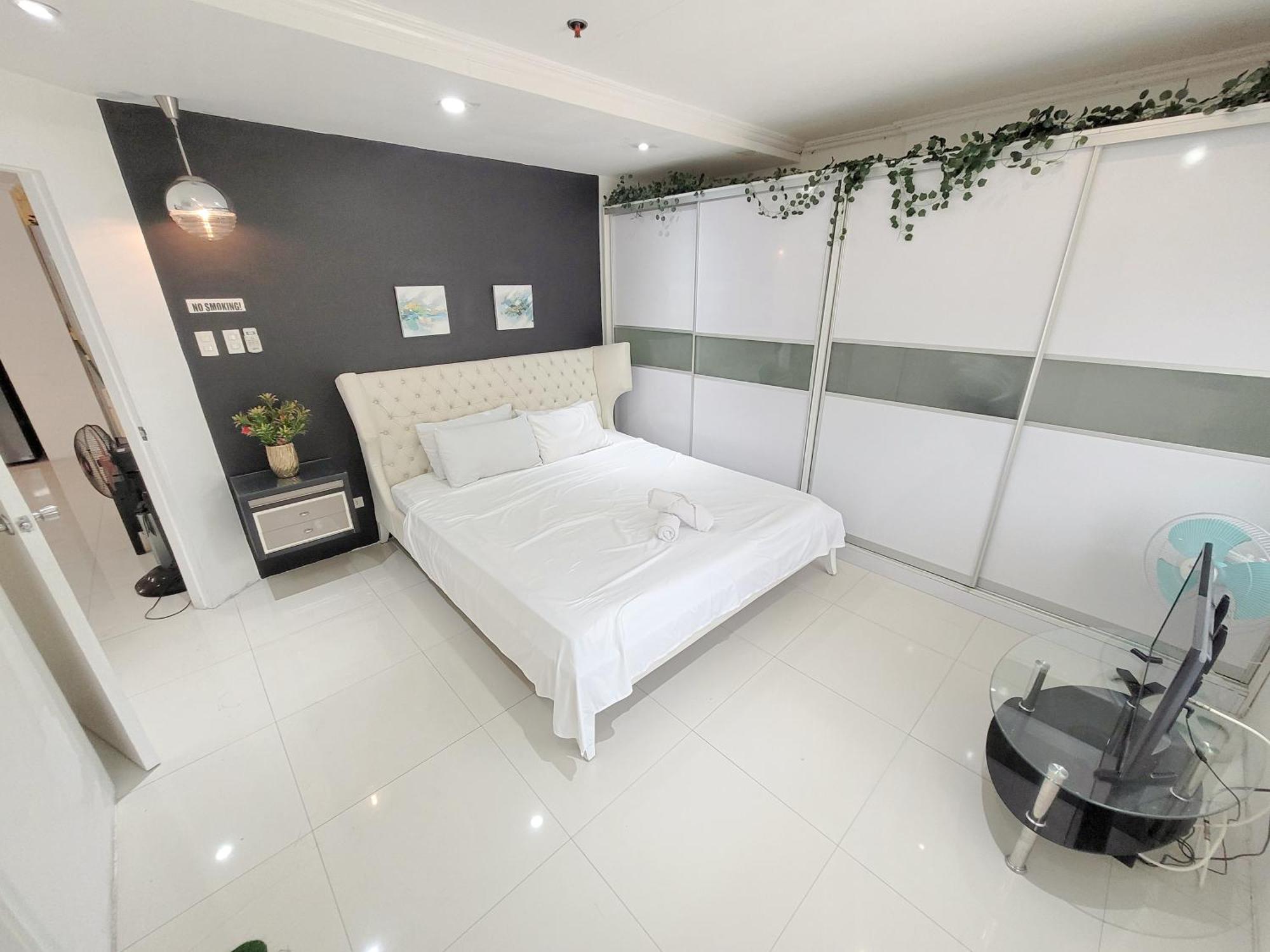 Lucky Suite Kandi 2 Bedrooms Анхелес Экстерьер фото